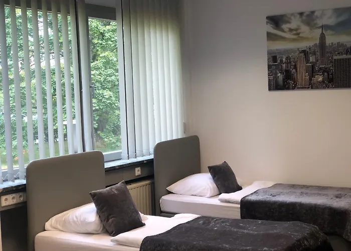 Хостел Messe *